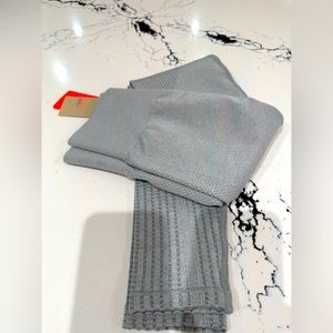 H&M Ribbed Gray workout/ yoga leggins New with tags
